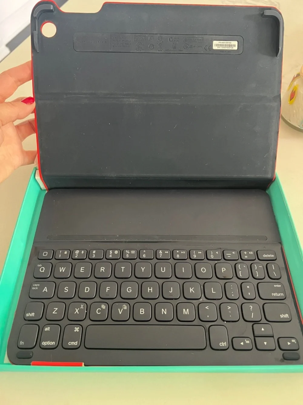 Logitech Combo Touch Detachable Keyboard Case - Black